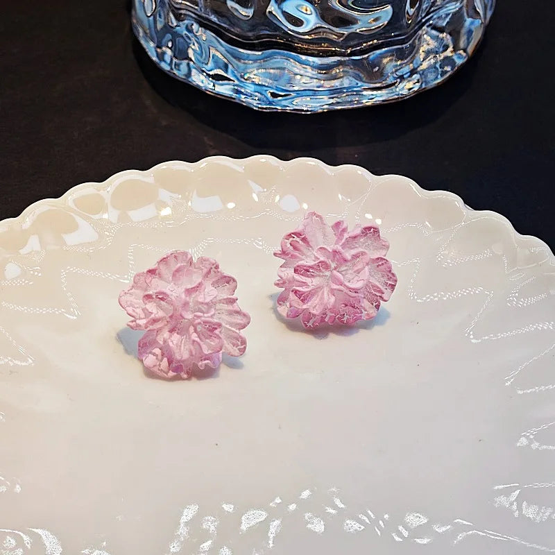 Metal Flower Retro Earrings - Matte Texture Fashion Jewelry