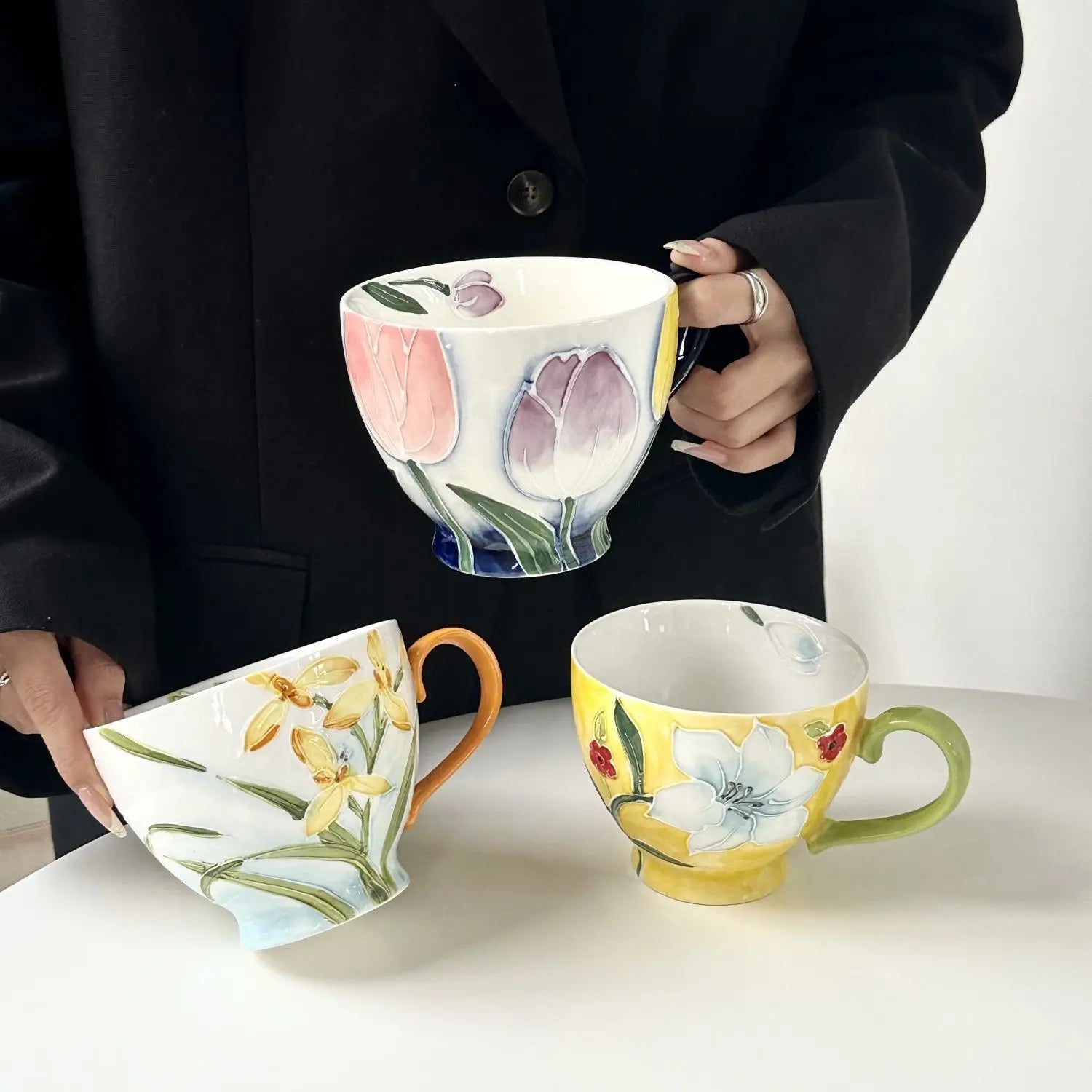 High Aesthetic Relief Flower Ceramic Mug with Spoon, Hand-painted Large Capacity Milk Coffee Mug, Office Tea Cup, Birthday Gift