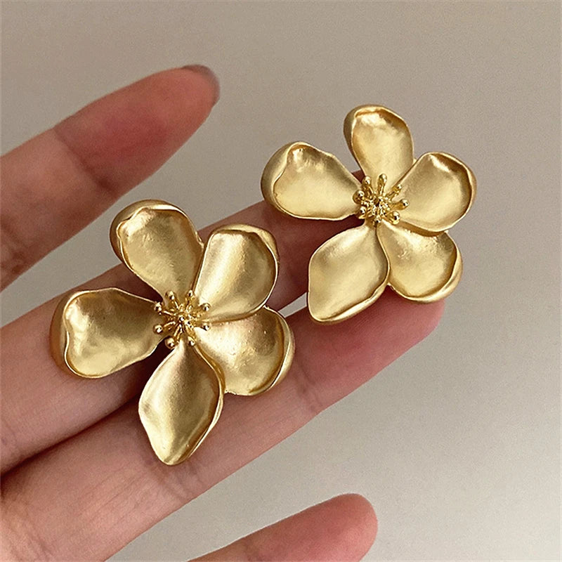 Metal Flower Retro Earrings - Matte Texture Fashion Jewelry