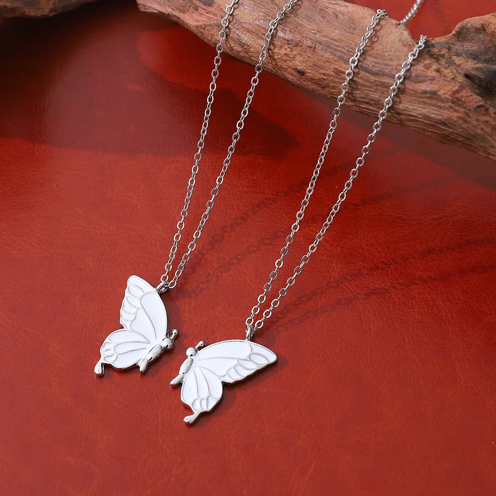 1pair Beauty Butterfly Pendant Necklaces for Women Girl Special Gift for Mother Daughter Fine Chain Chokers for Sister Friend