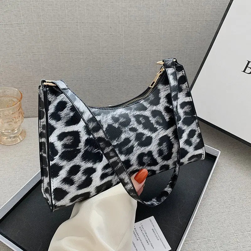 Casual Women's Totes Shoulder Bag Fashion Shopping Bag PU Leather Chain Handbags for Women 2022 Underarm Hobos Bags