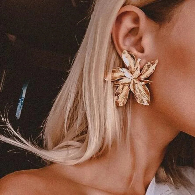 Metal Flower Retro Earrings - Matte Texture Fashion Jewelry