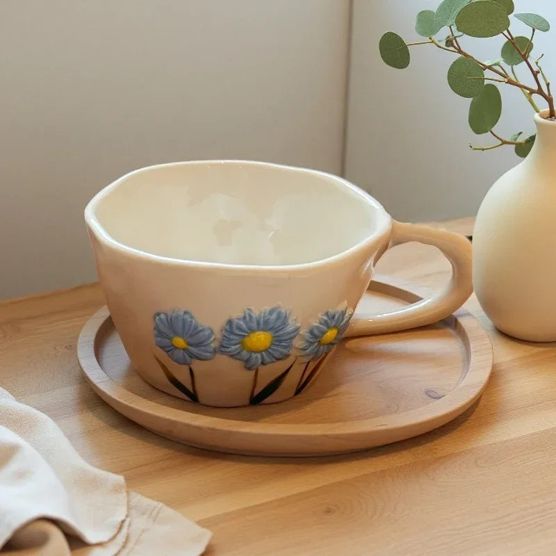 Hand-drawn Relief Ceramic Mug - 250ml Daisy Design Coffee Cup