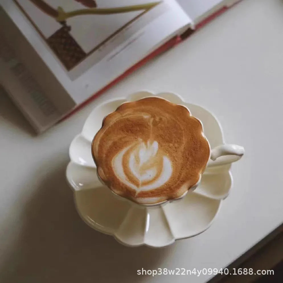 Vintage Mid-Century Ceramic Tea and Coffee Cups with Minimalist Japanese Design - Home Use Se