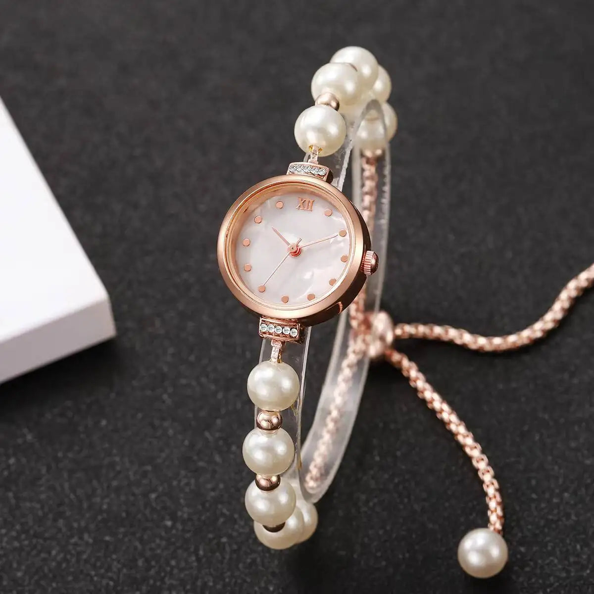 Fashion Women Watches Elegant Pearl Bracelet Band Quartz Wristwatch For Ladies Clock Reloj Mujer（Without Box）