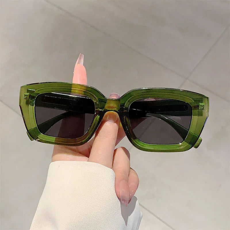 Fashion Vintage Luxury Brand Designer Olive Green Square Sunglasses Women For Men Sun Glasses Punk Popular Rivet Outdoor Shades