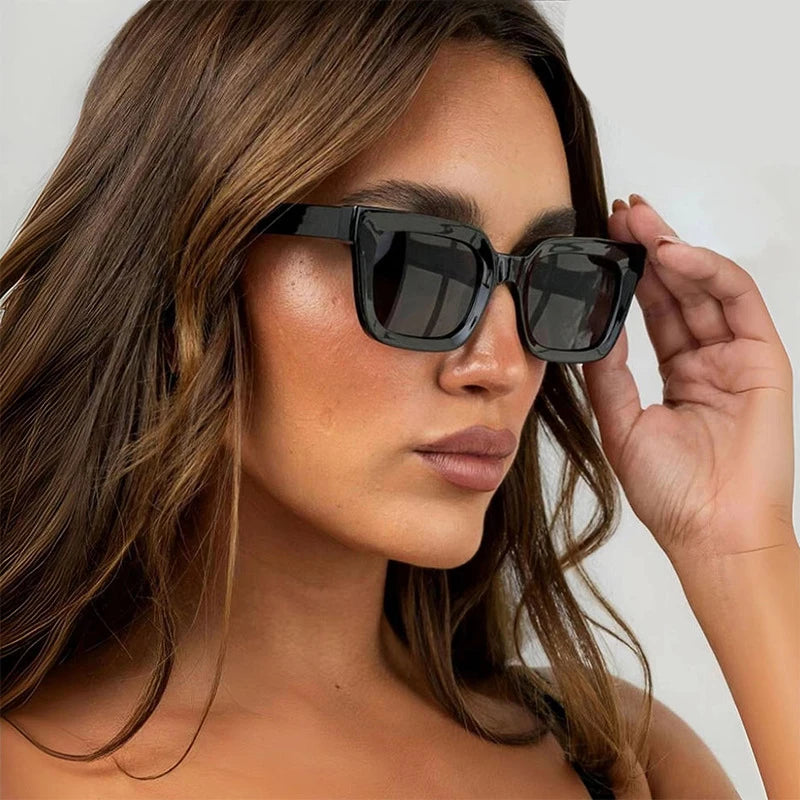 Luxury Brand Designer Classic Vintage Square Sunglasses Women For Men Olive Green Sun Glasses Trend Punk Popular Travel Shades