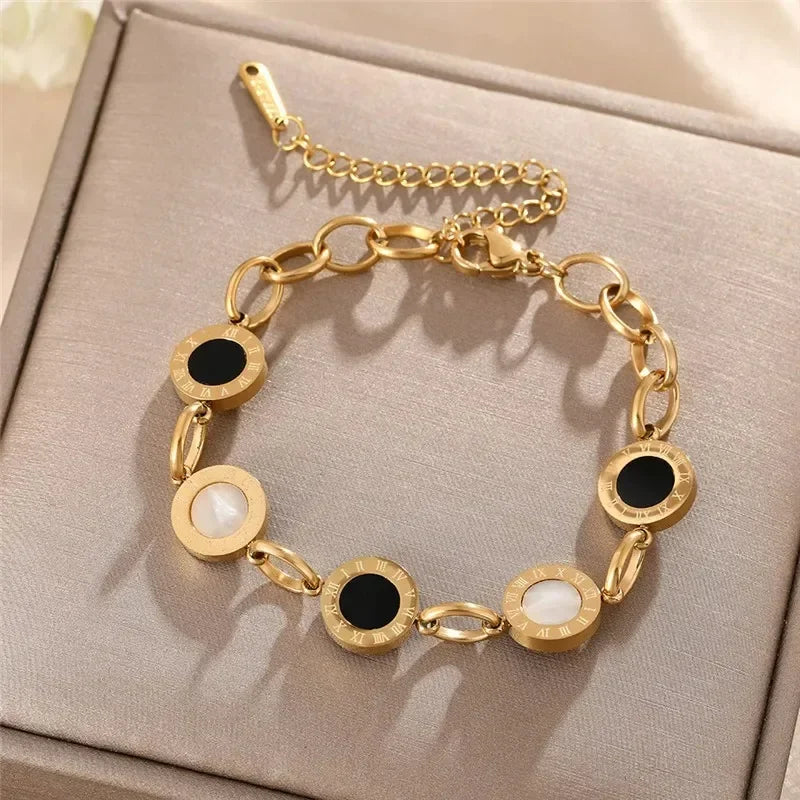 Stainless Steel Fritillaria Roman Round Light Luxury Plate Elegant Charming Golden Gril Fashion Bracelet Evening Jewelry Gift