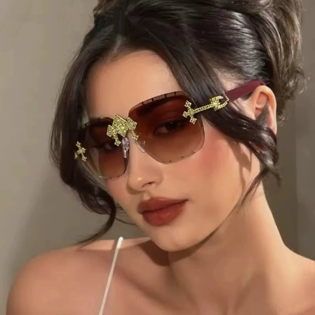 Vintage Rimless Square Cutting Lens Sunglasses Women For Men Luxury Brand Designer Popular Punk Fashion Diamond Cross Sun Glass