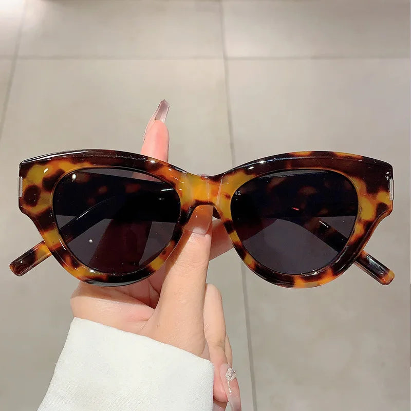 Fashion Vintage Cat Eye Sunglasses Women For Female Sun Glasses Punk Shades Luxury Brand Designer Elegant Lady Eyeglasses UV400