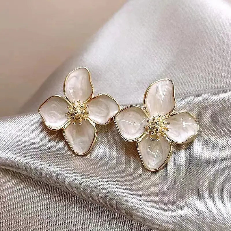 Metal Flower Retro Earrings - Matte Texture Fashion Jewelry