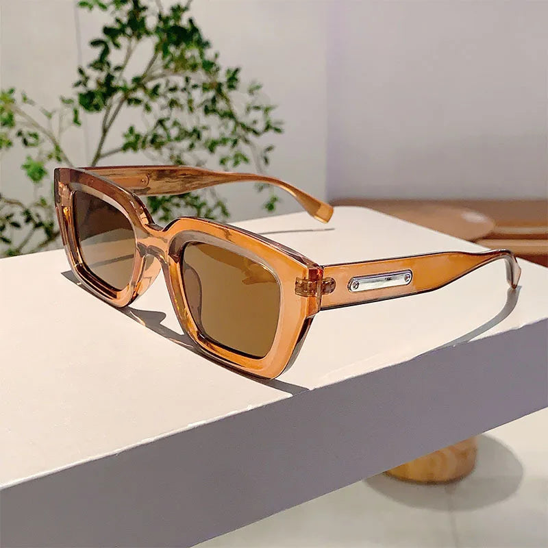 Fashion Vintage Luxury Brand Designer Olive Green Square Sunglasses Women For Men Sun Glasses Punk Popular Rivet Outdoor Shades