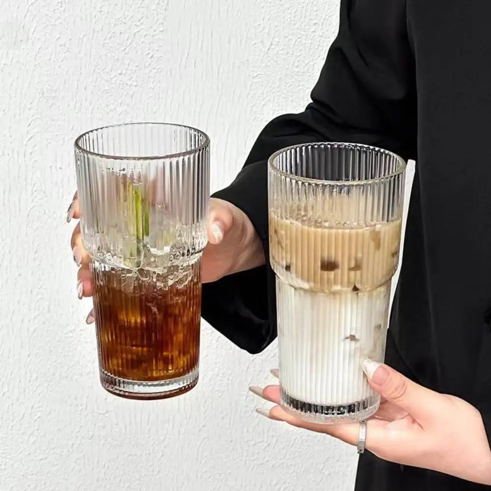 600ml Vertical Striped Glass Coffee Mug with Lid and Straw, Transparent Tea Mug for Americano, Cappuccino, Tea and Drinks