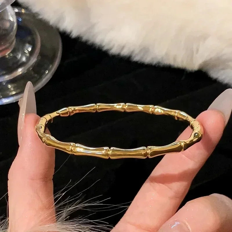 Stainless Steel Fritillaria Roman Round Light Luxury Plate Elegant Charming Golden Gril Fashion Bracelet Evening Jewelry Gift