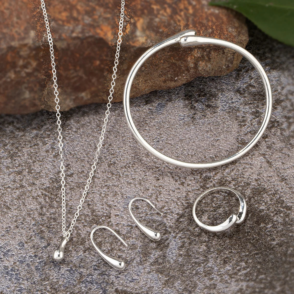 Water Drop Jewelry Set - 4-Piece Fashion Necklace Bracelet Ring Earrings