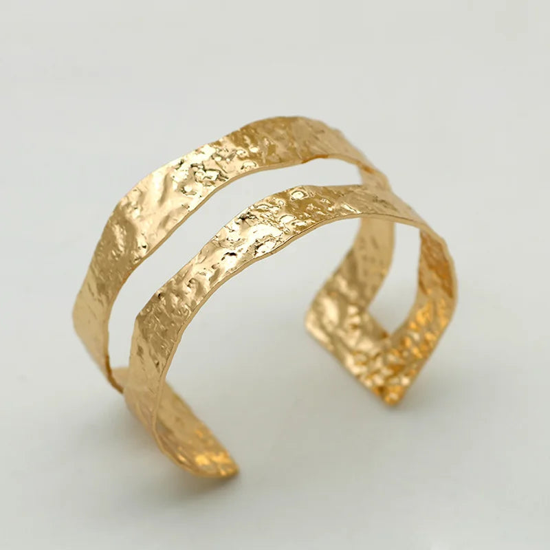 Irregular Hammered Metal Bangle For Women Fashion Jewelry Punk Cuff Bracelets Wholesales Accessories Timeless New Styles 2023443