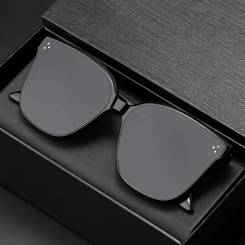 SZTZX New Trend Sunglasses For Women And Men Simple Design Decorative Glasses Car Driving Eyewear Unisex Sun Glasses UV400