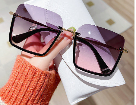Trendy Square Large Frame Sunglasses - UV Protection