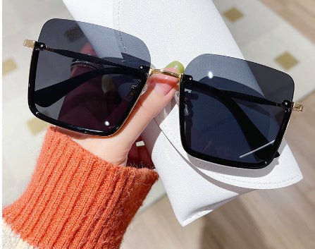 Trendy Square Large Frame Sunglasses - UV Protection